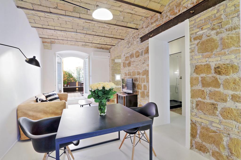 Apartamento Ych-Laterano Charme Roma Habitación foto